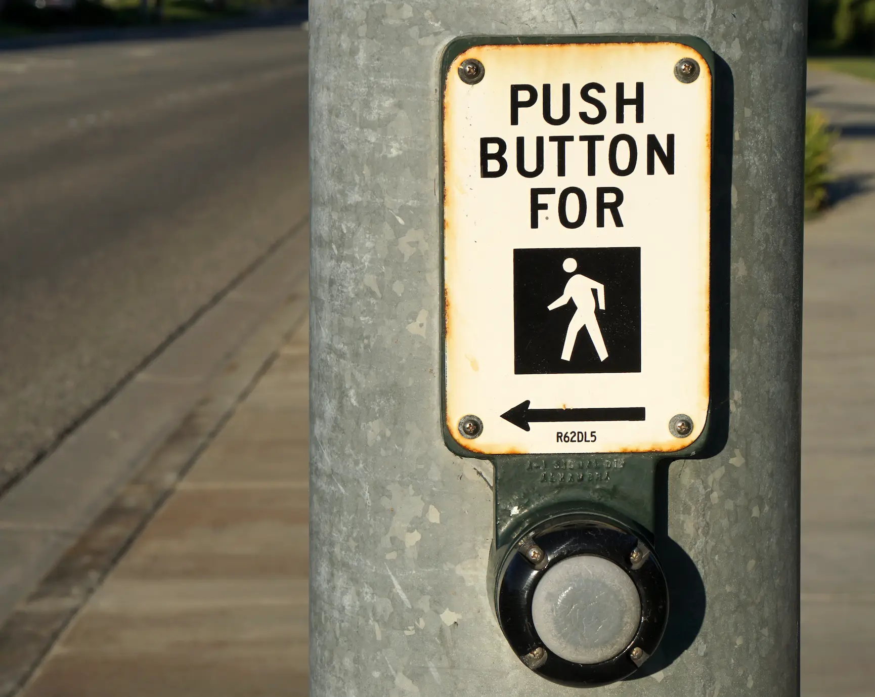 Jaywalking could result in serious injury (Getty Stock Photo)