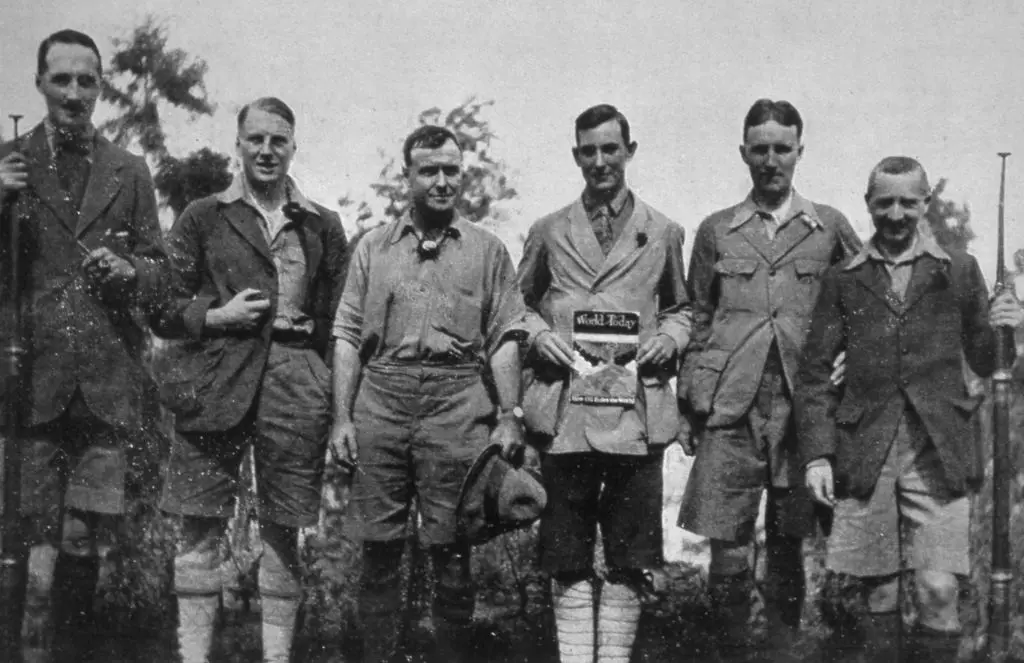 British climbers Andrew Irvine (2nd left) and George Mallory (holding the 'World Today' magazine) pictured before the 1924 British Everest expedition (API/Gamma-Rapho via Getty Images)