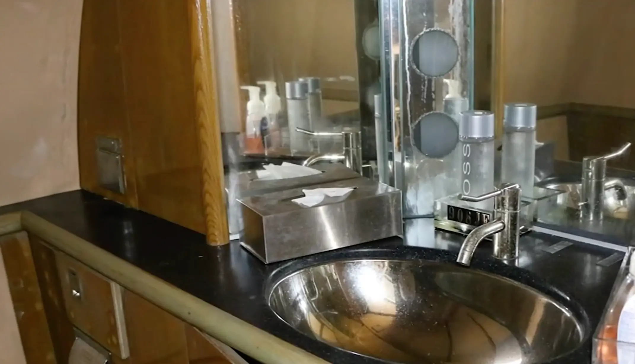 There's still some toiletries in the bathroom (News4JAX)