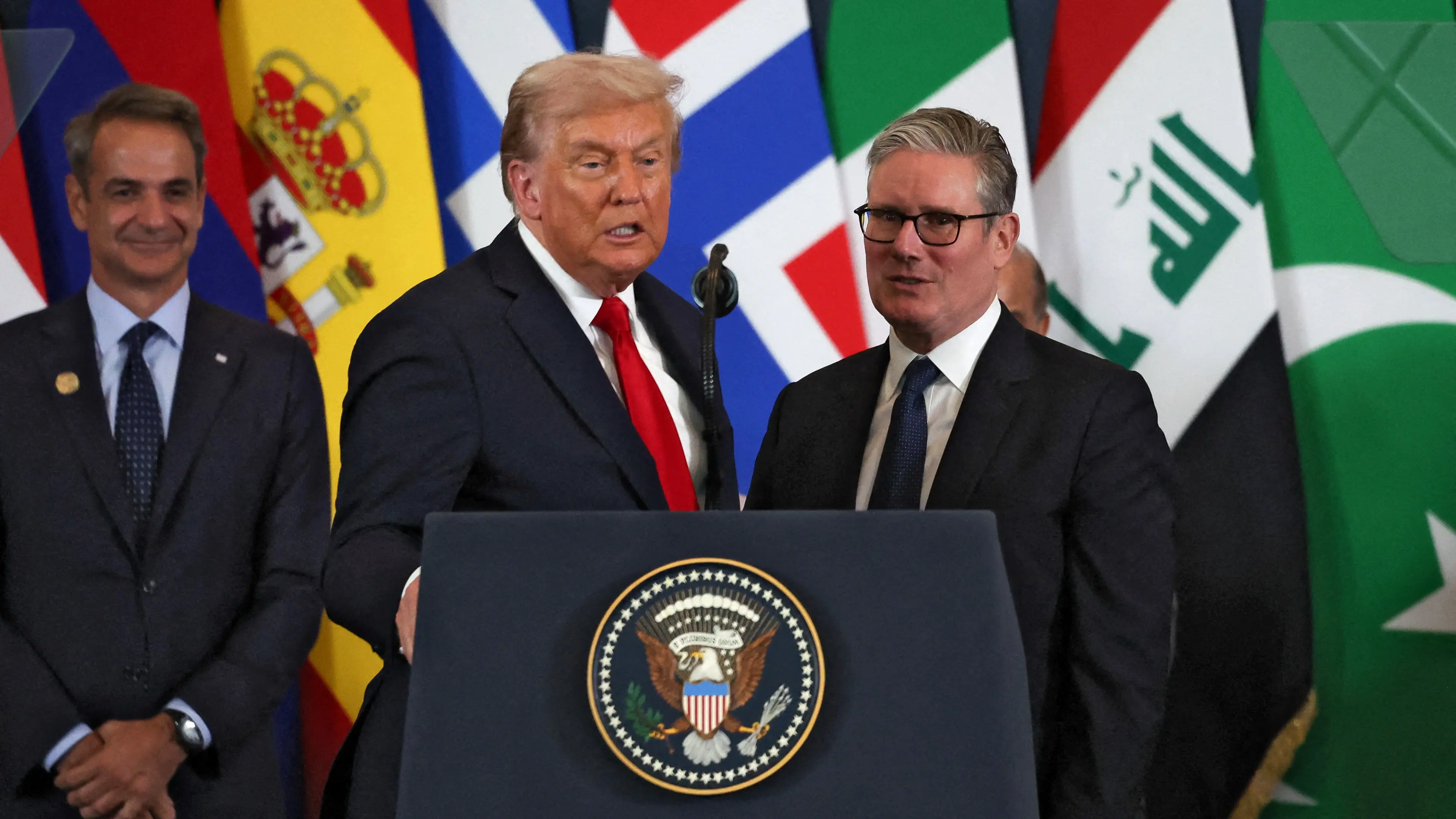 SUZANNE PLUNKETT/POOL/AFP via Getty Images