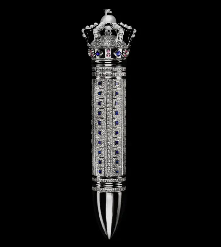 It's designed not to cut you (Colin Burn)