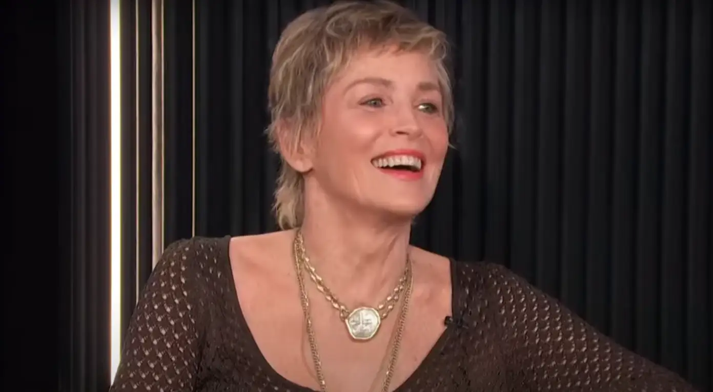 Sharon Stone has defended Kevin Spacey (E! News)