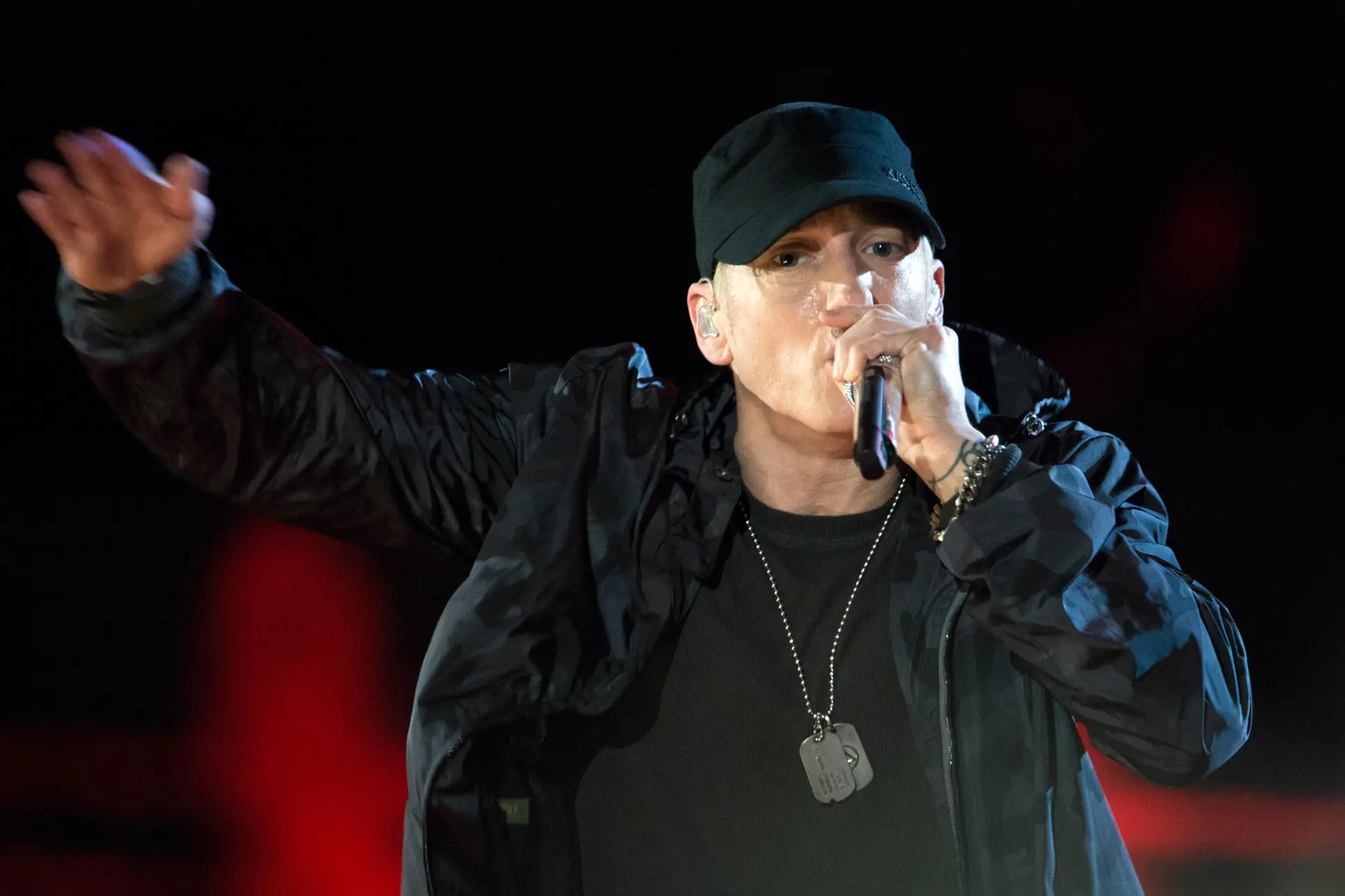Eminem performing (Alamy)