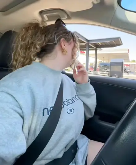 The DoorDash delivery driver was pleased she could use the drive-thru so frequently (TikTok/ourdisposablelife)