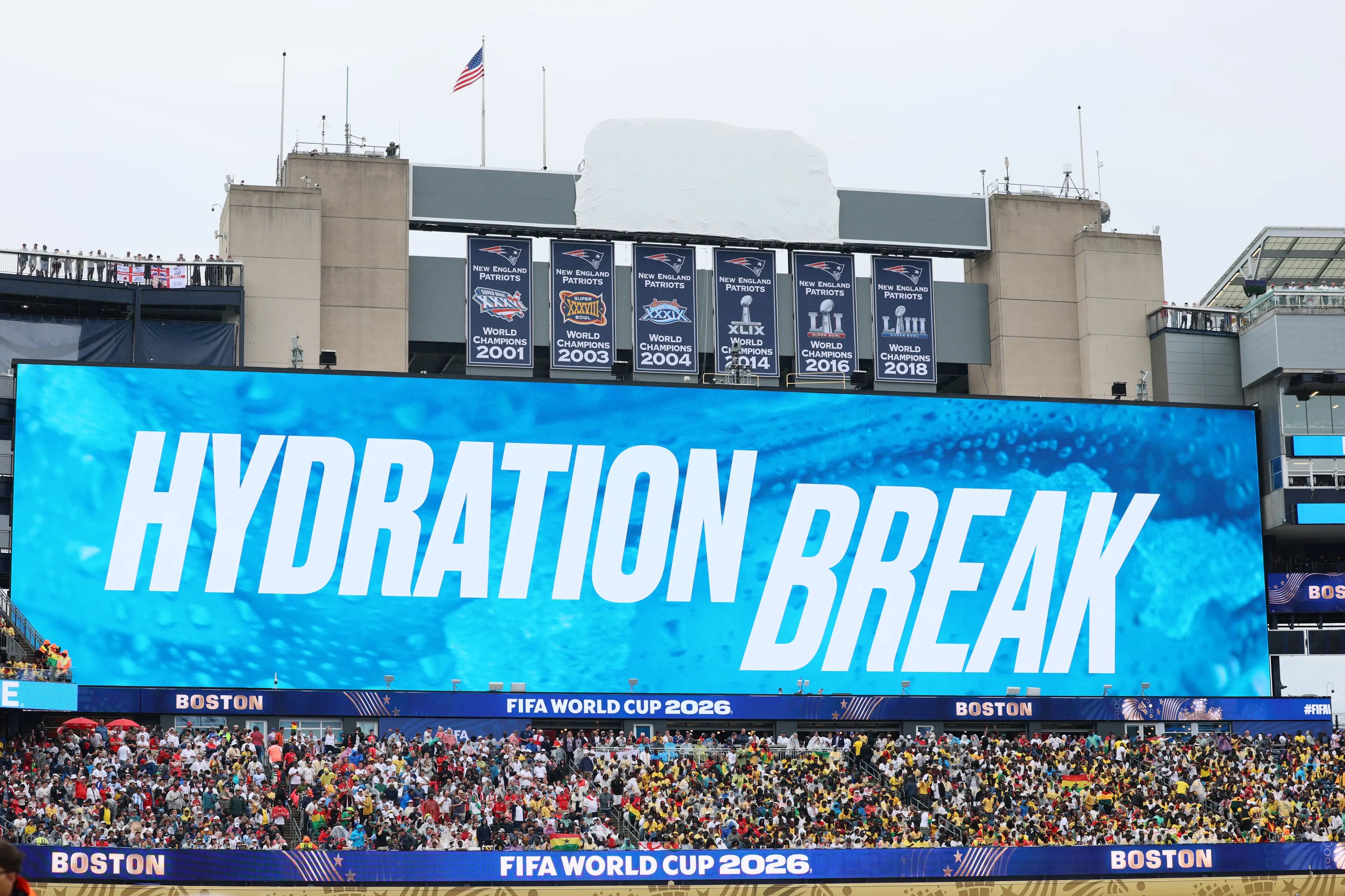Hydration breaks have been introduced for the 2026 World Cup (Richard Sellers/Sportsphoto/Allstar via Getty Images)