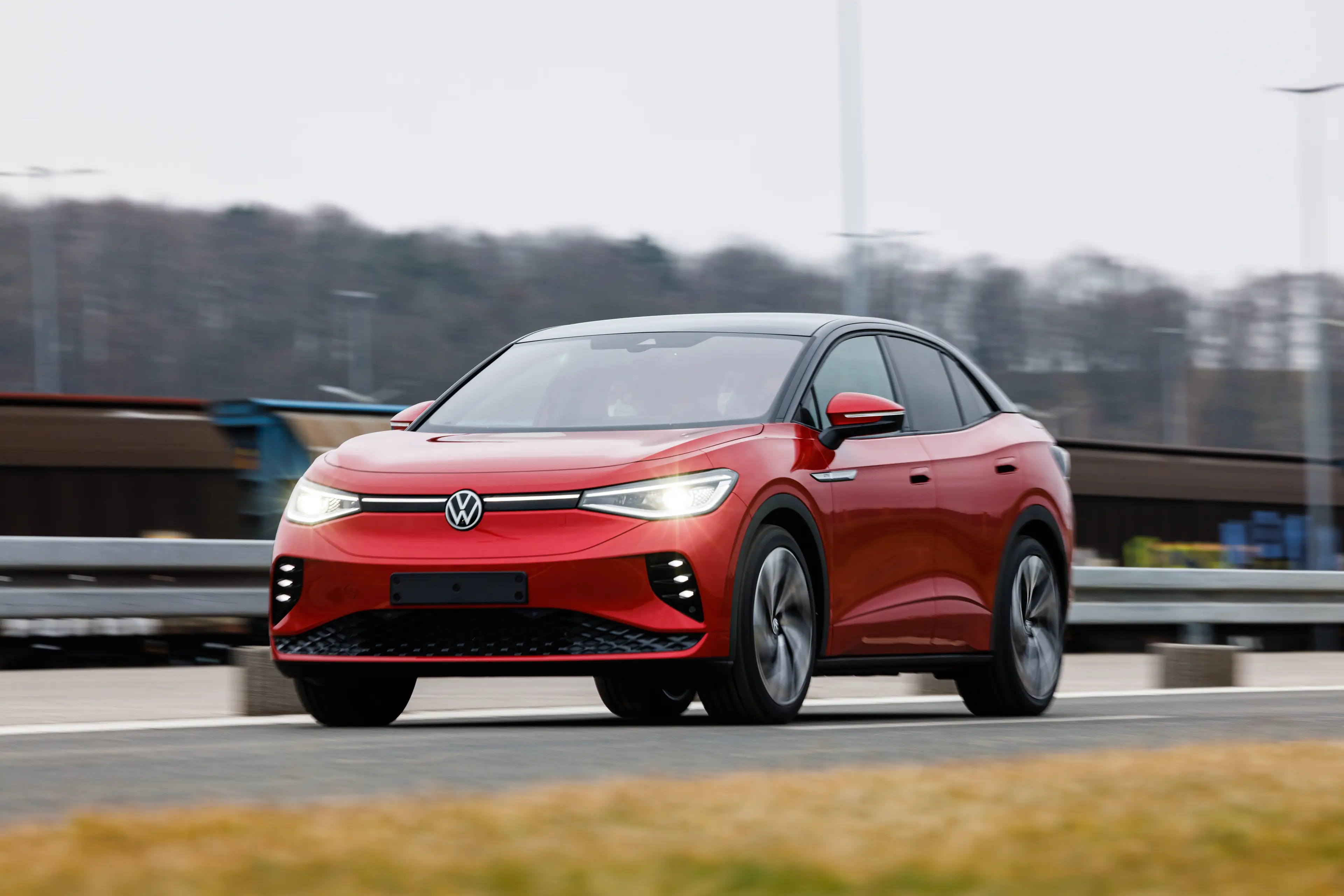 Many drivers argued that EVs should be lighter in weight (Jens Schlueter/Getty Images)