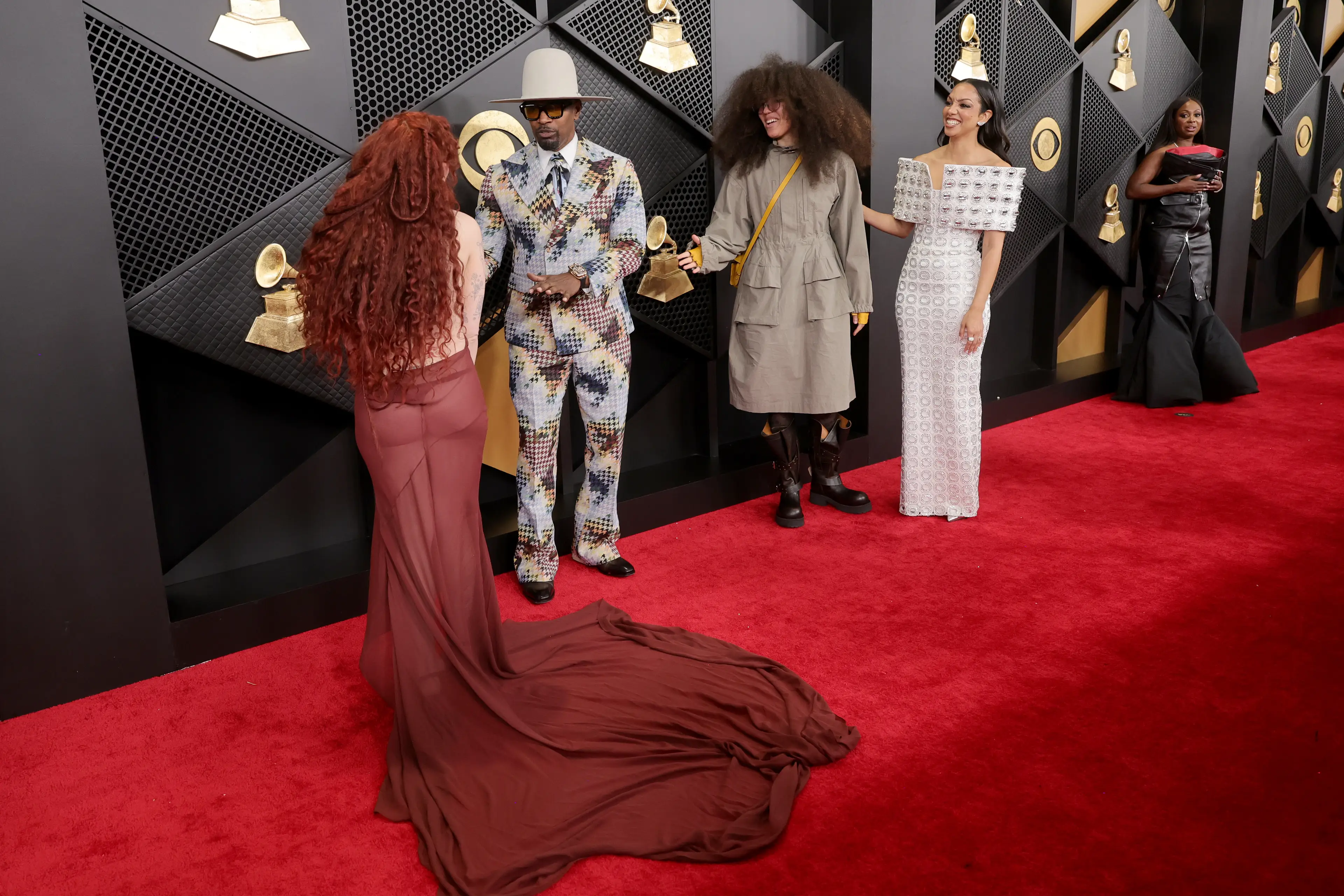 The moment happened on the red carpet (Brianna Bryson/WireImage/Getty)