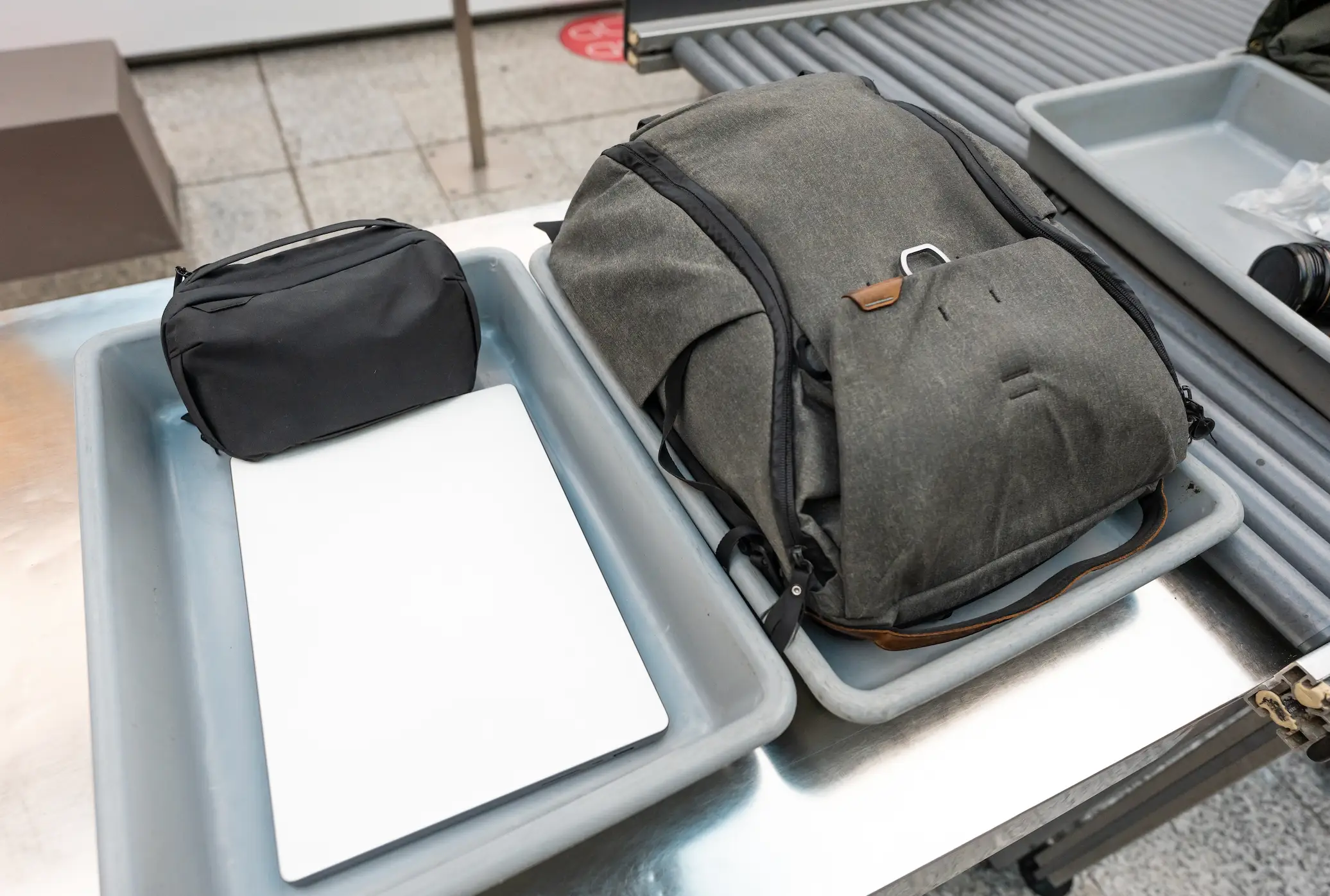 Tiffany says she zips her phone away in a bag to deter thieves (Getty Stock Image)