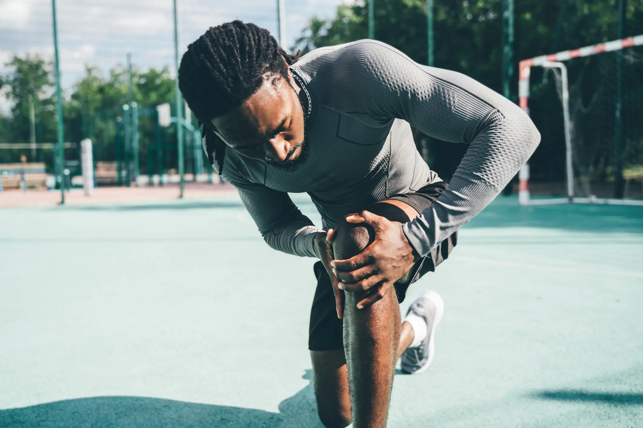 Weight loss can help relief knee pain (Getty Stock)