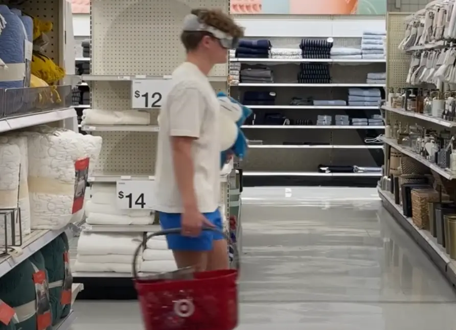 The YouTuber wore the headset everywhere for 50 hours.