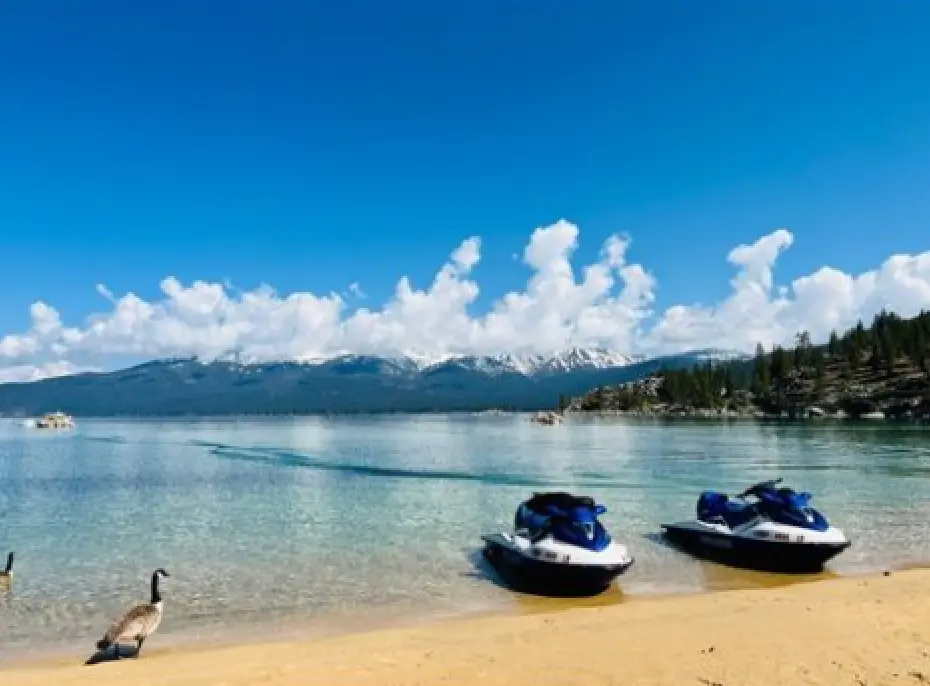 The Lake Tahoe tourist board ought to be paying Jeremy Renner for this sort of publicity.