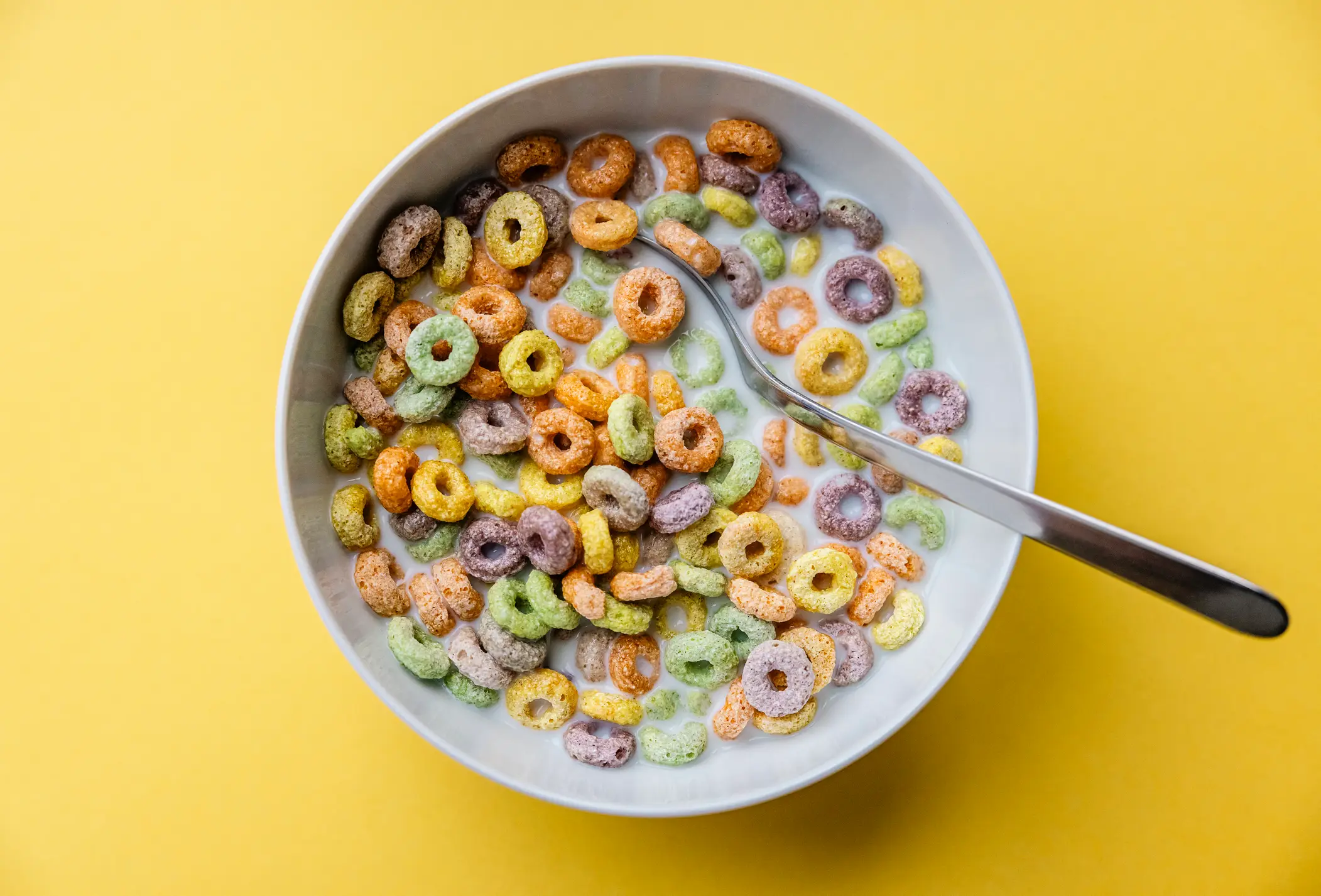 Cereal is not a good breakfast option according to one expert (Getty Stock Photo)