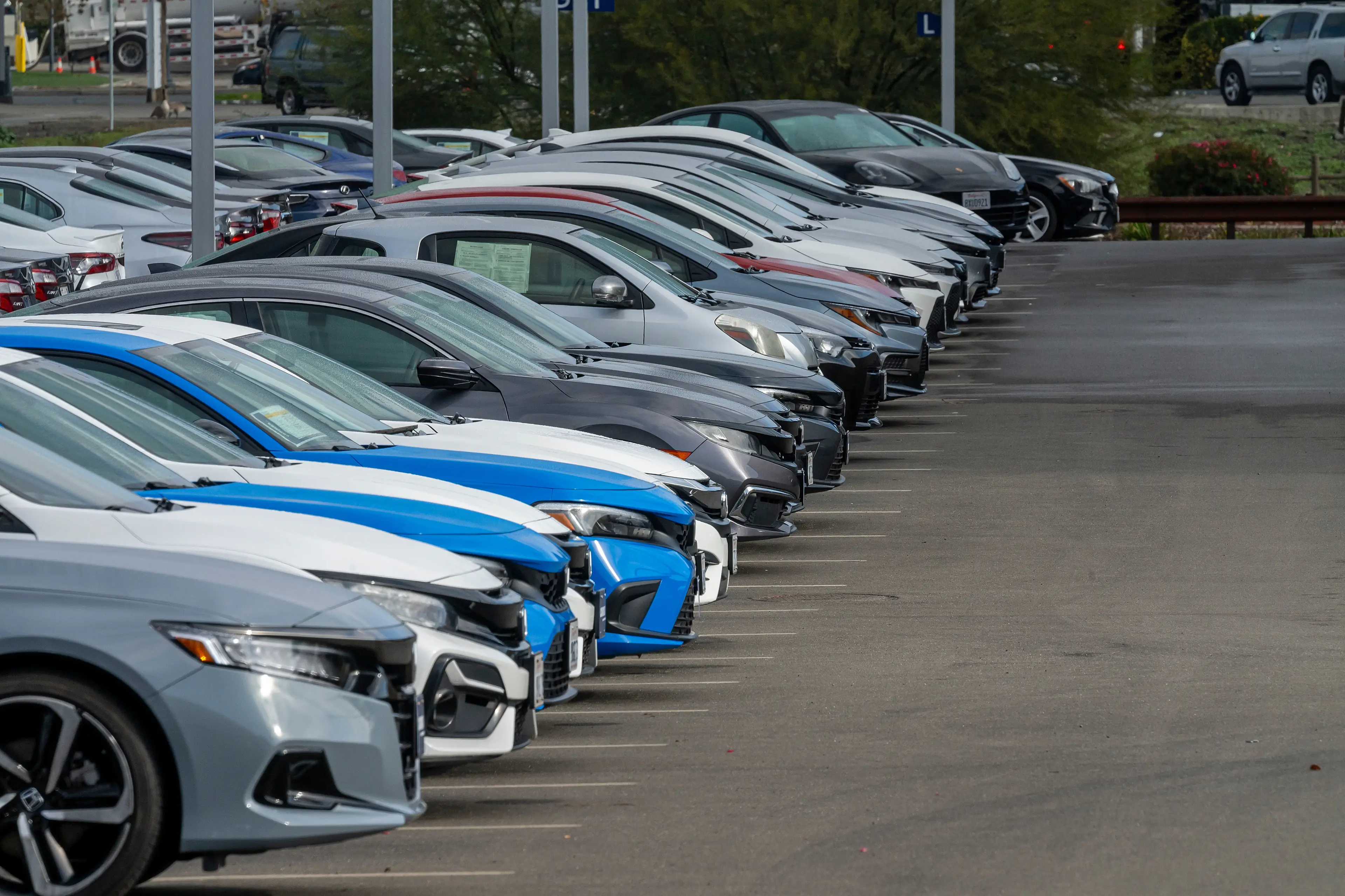 Basically, definitely do test drive a vehicle (David Paul Morris/Bloomberg via Getty Images)