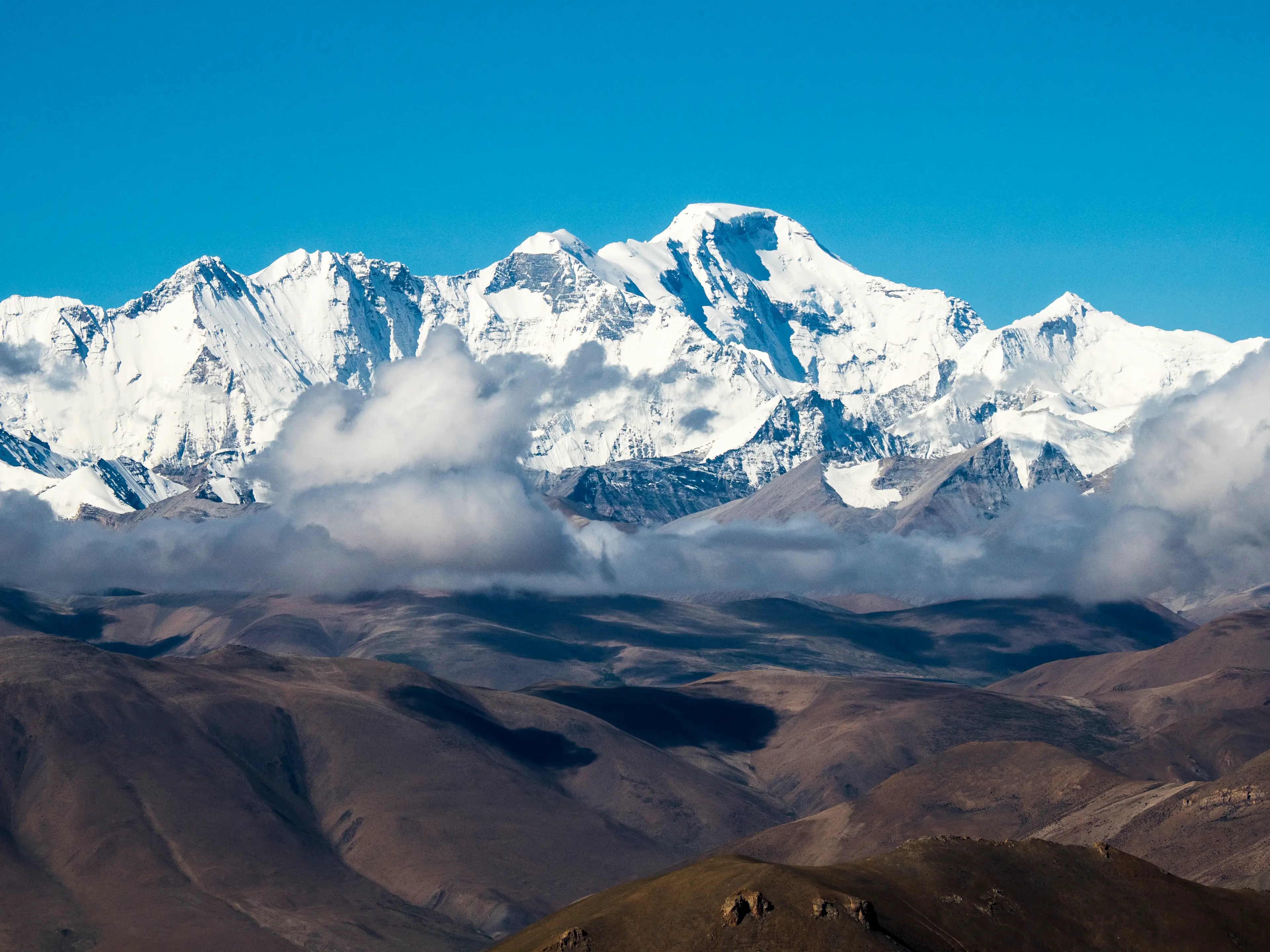 Cho Oyu North Face rising above the Himalaya mountain range. (Dani Salva/VWPics/Universal Images Group via Getty Images)