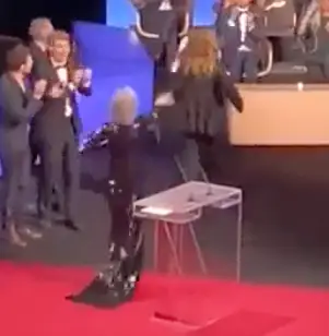 Jane Fonda presented the coveted Palme d’Or to Justine Triet on the final day of the Cannes Film Festival - before throwing it at her.