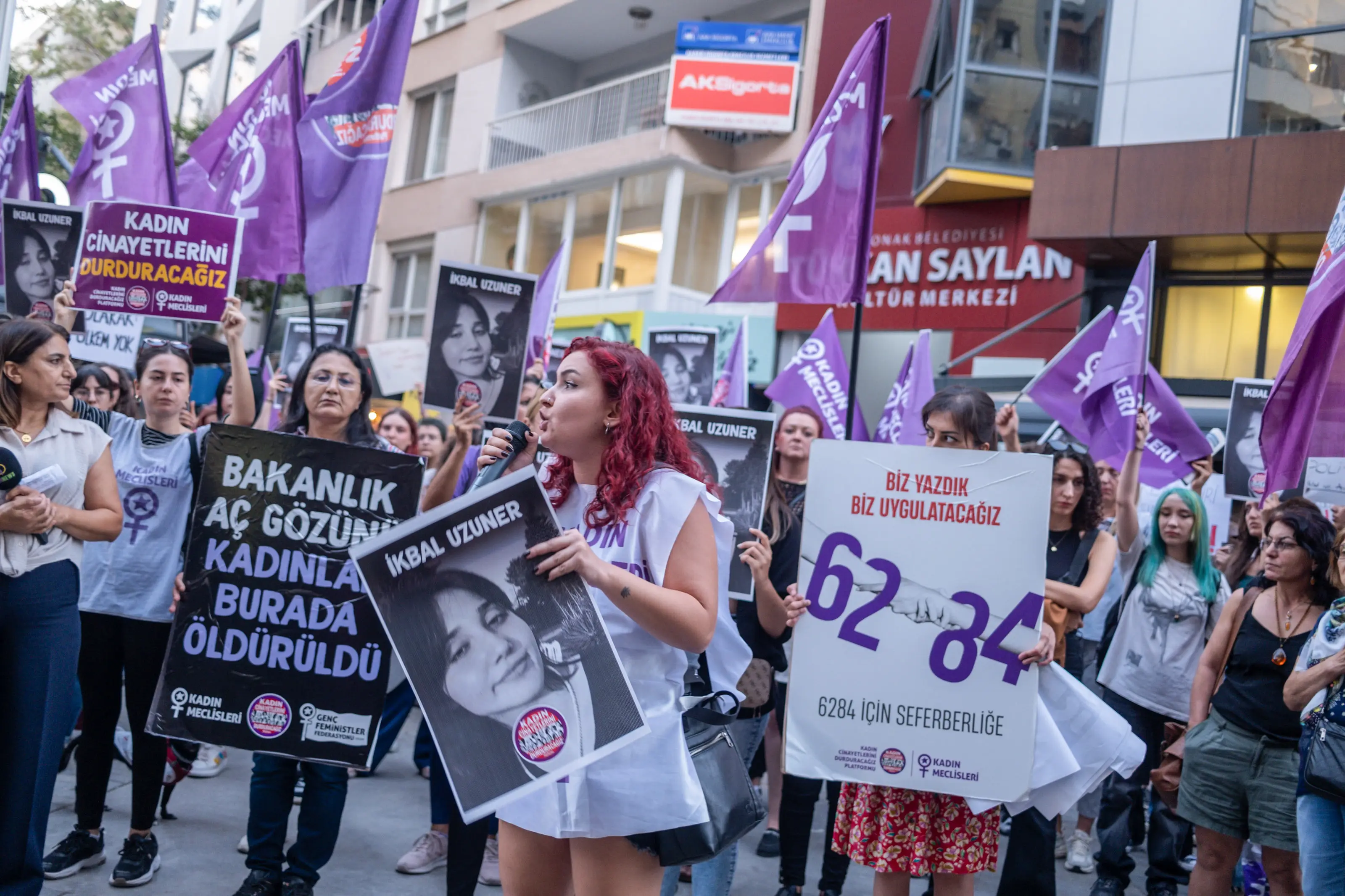 Women took to the streets to protest after hearing the news of the gruesome deaths.(Murat Kocabas/SOPA Images/LightRocket via Getty Images)