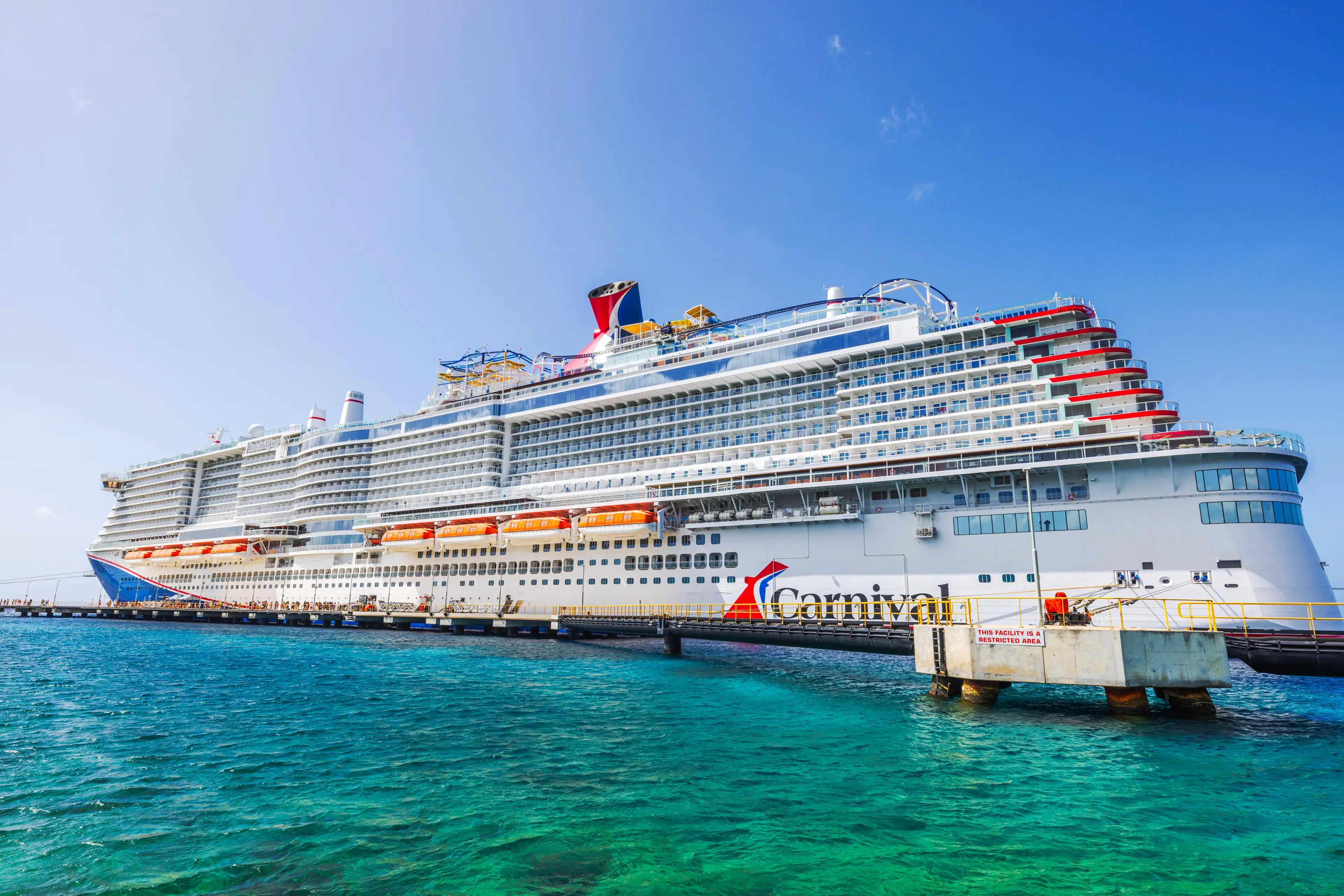 A captain of a Carnival Cruise ship has issued a warning (Getty Stock Photo)
