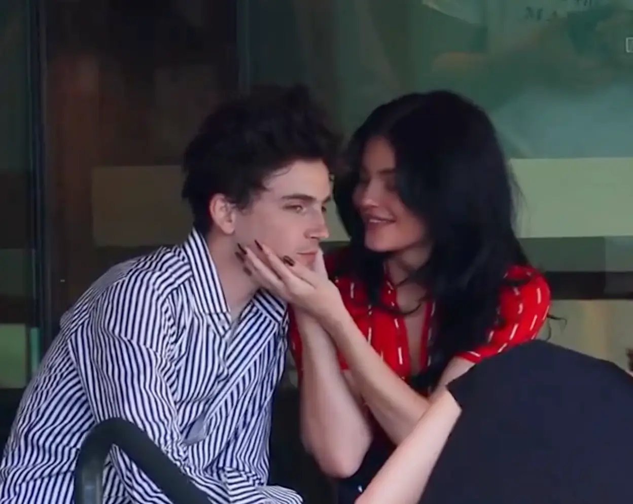 Timothée Chalamet and Kylie Jenner had an 'awkward' moment over the weekend (Twitter/@BNPPARIBASOPEN)