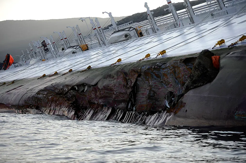 The impact with the rock tore a 53-metre gash in the side of the ship's hull. (FILIPPO MONTEFORTE/AFP via Getty Images)