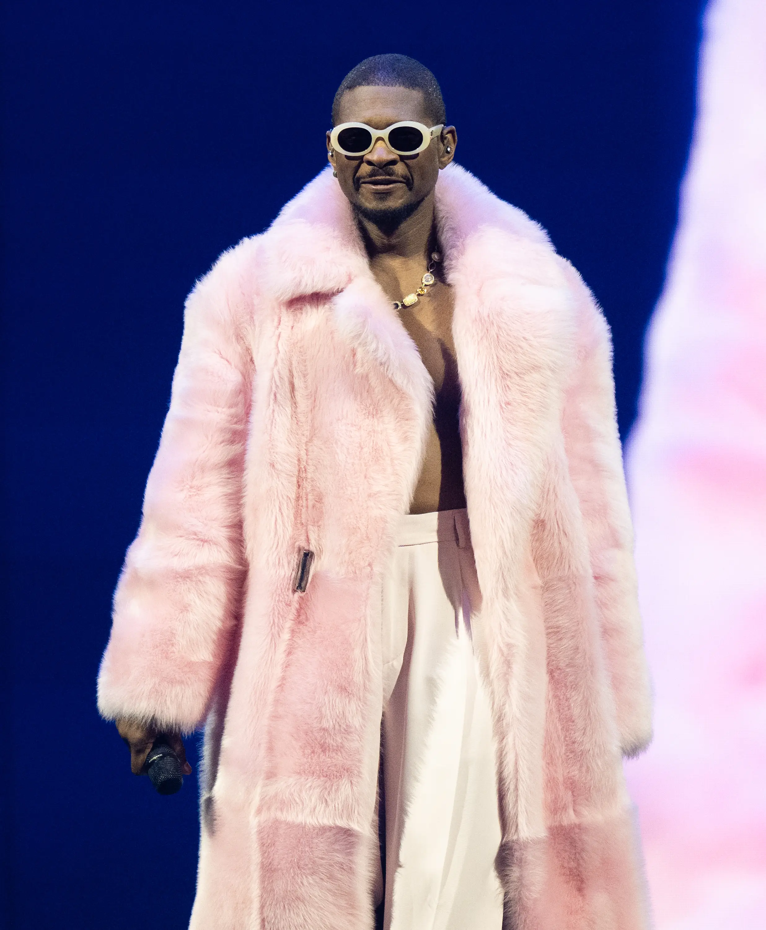 The R&B Tour is Usher's eighth of his career. (Samir Hussein/WireImage)