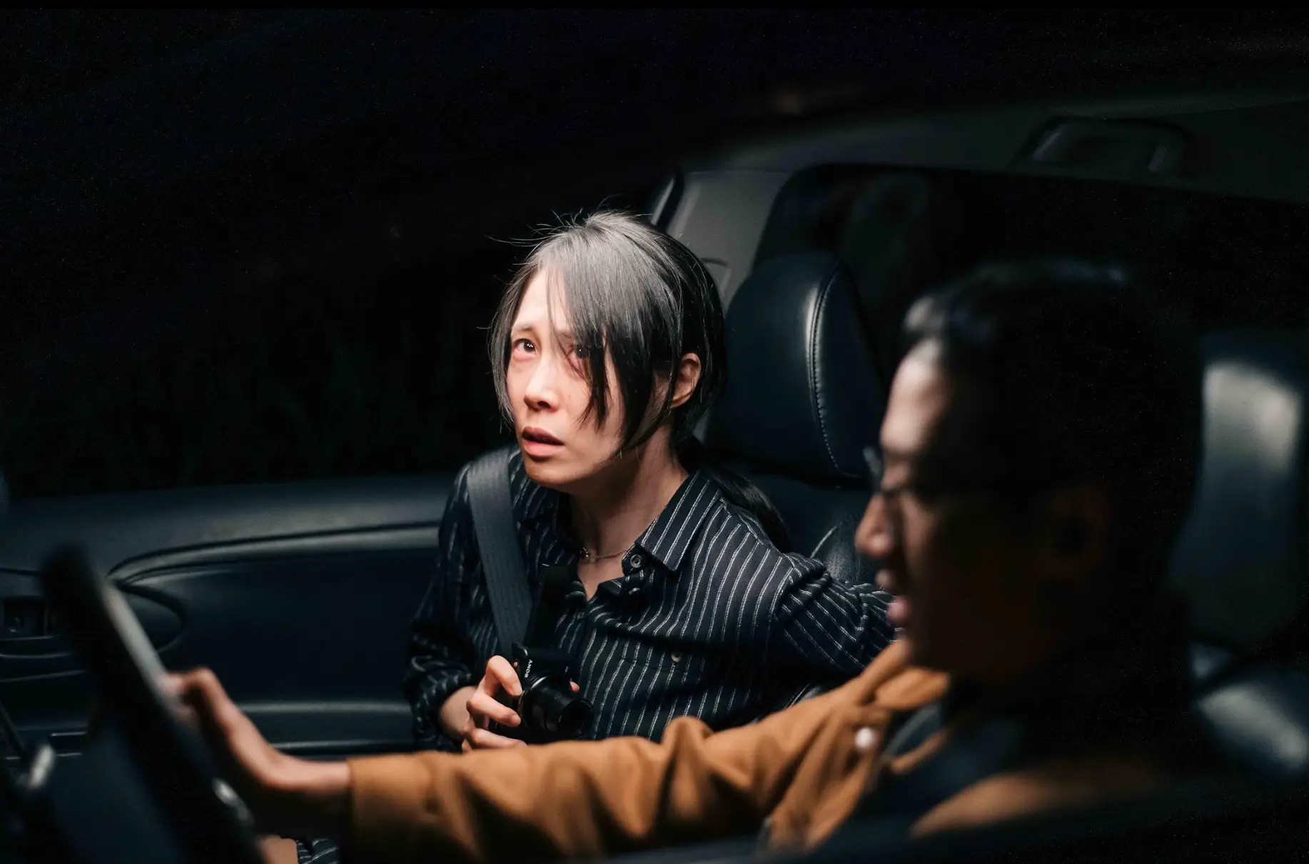 Tsai Hsuan-yen and Kao Ying-hsuan in Incantation.