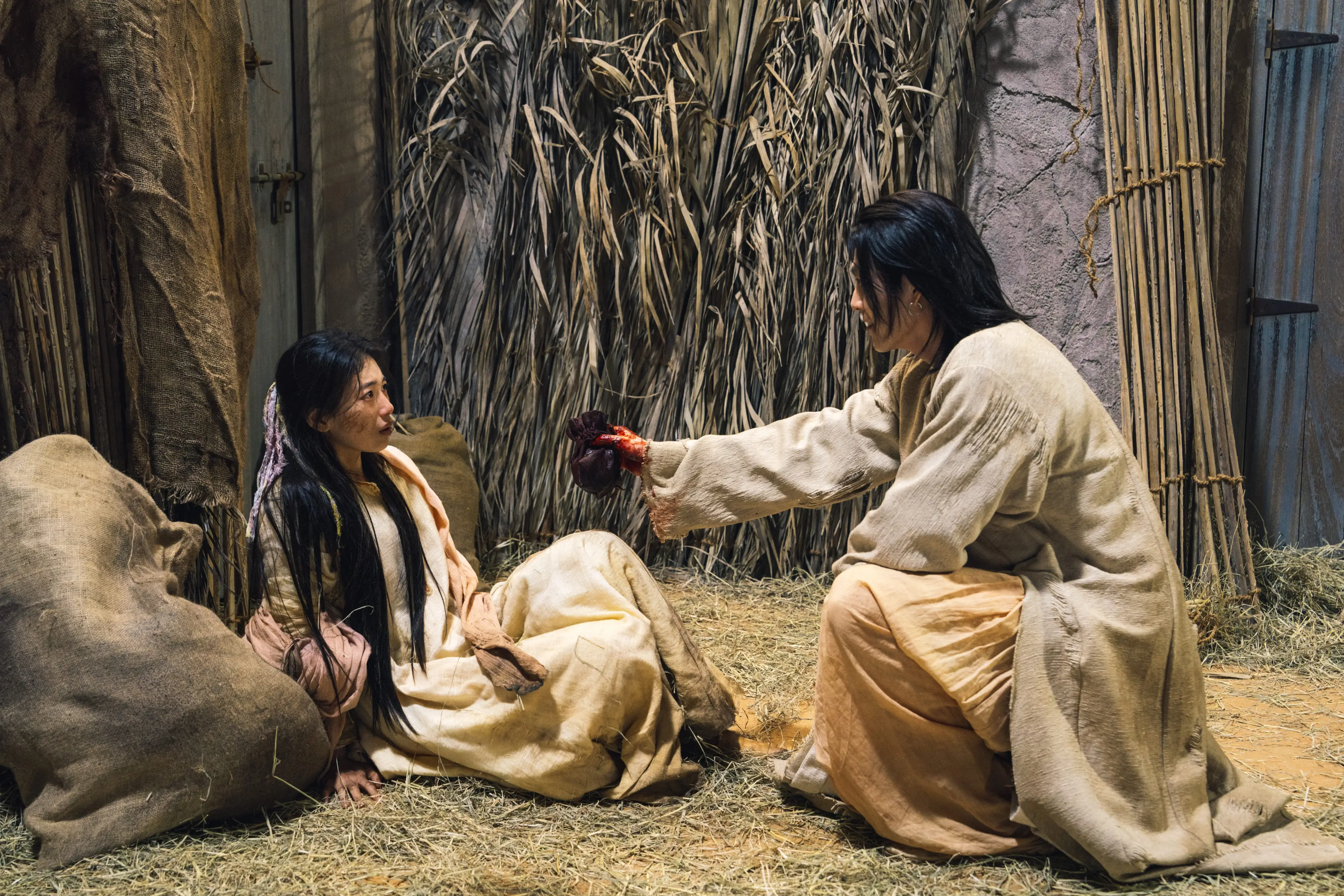 Bae Suzy and Kim Woo-bin star in the 'must-watch' series (Netflix)