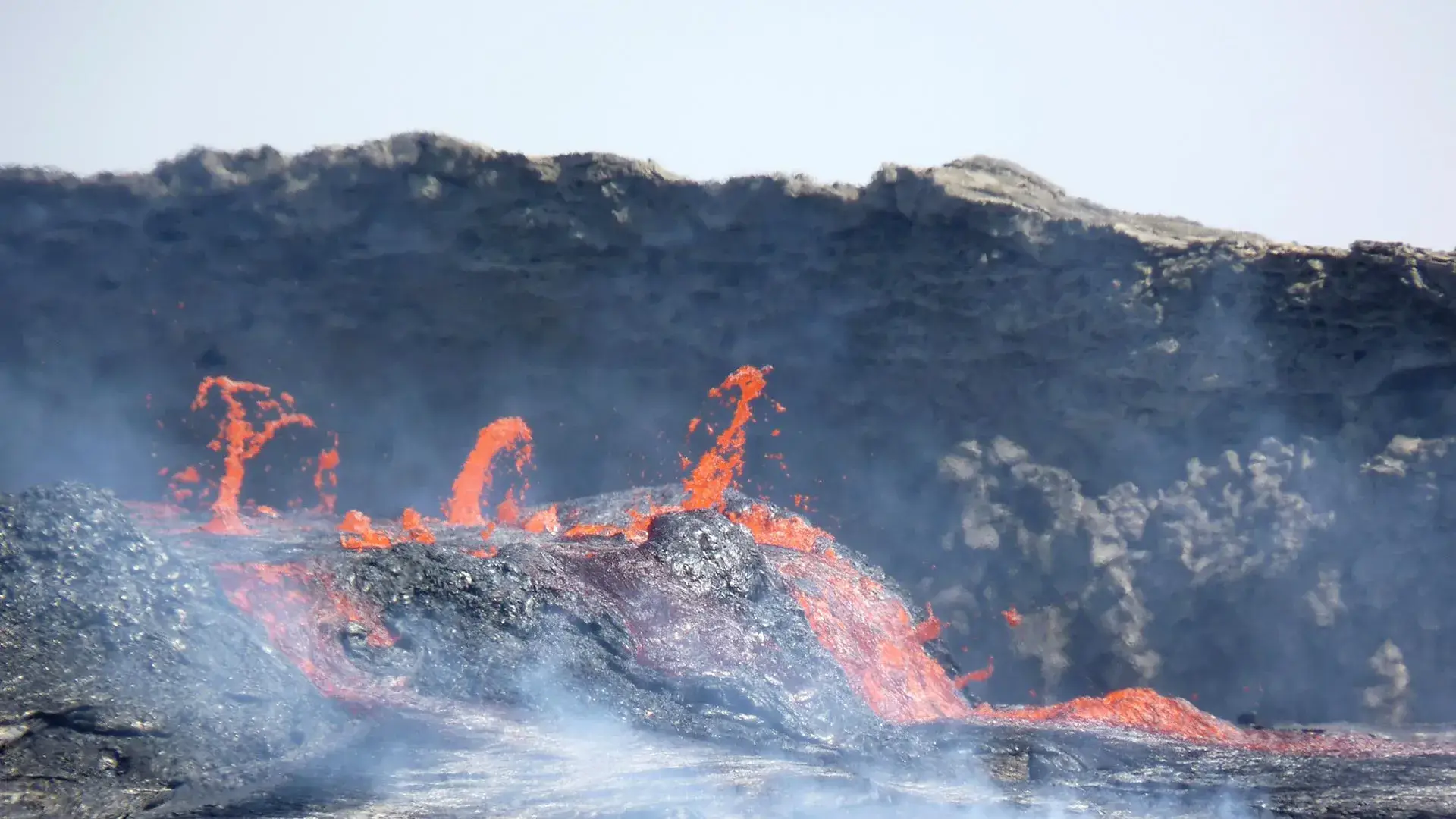 Molten mantle rock could be the reason Africa is splitting into two (Dr Derek Keir, University of Southampton/University of Florence)