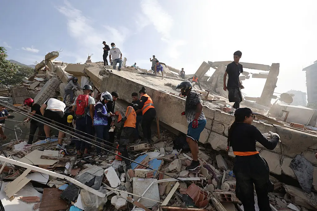 Rescue efforts are still underway (Jesus Vargas/Getty Images)