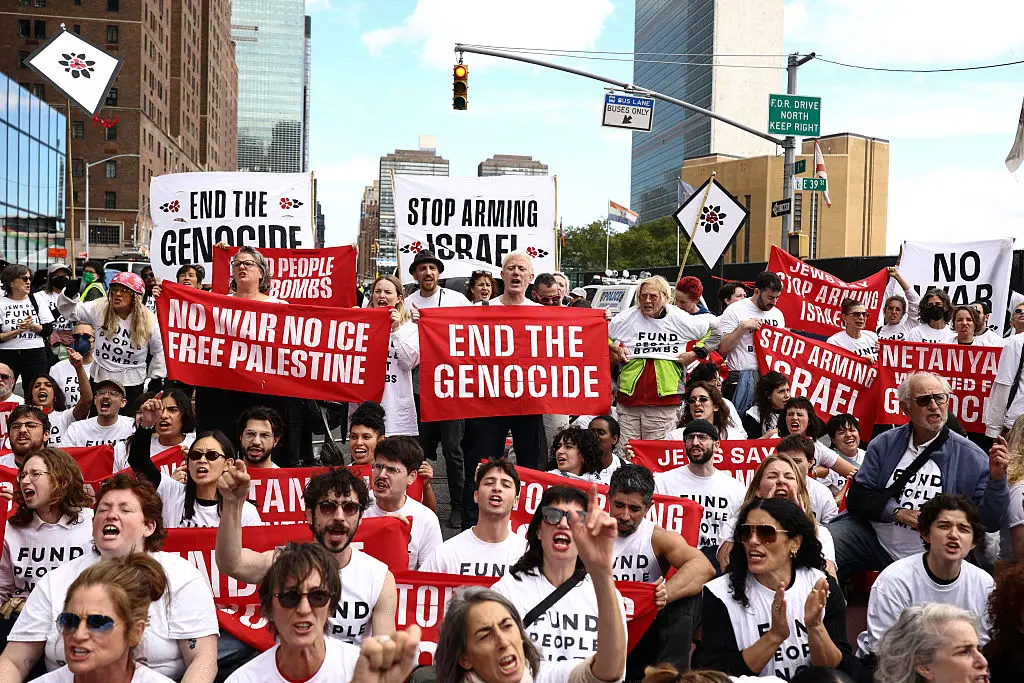 Pro-Palestinian protesters gathered on First Avenue outside the United Nations headquarters in New York on September 24, 2026, ahead of Israeli Prime Minister Benjamin Netanyahu's speech to the 81st session of the UN General Assembly. (Photo by CHARLY TRIBALLEAU / AFP via Getty Images)