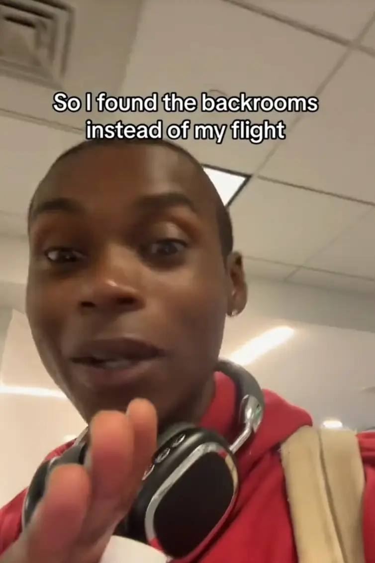 Hollow Hollis came across the backrooms while trying to find his gate. (TikTok/@hollow_hollis)