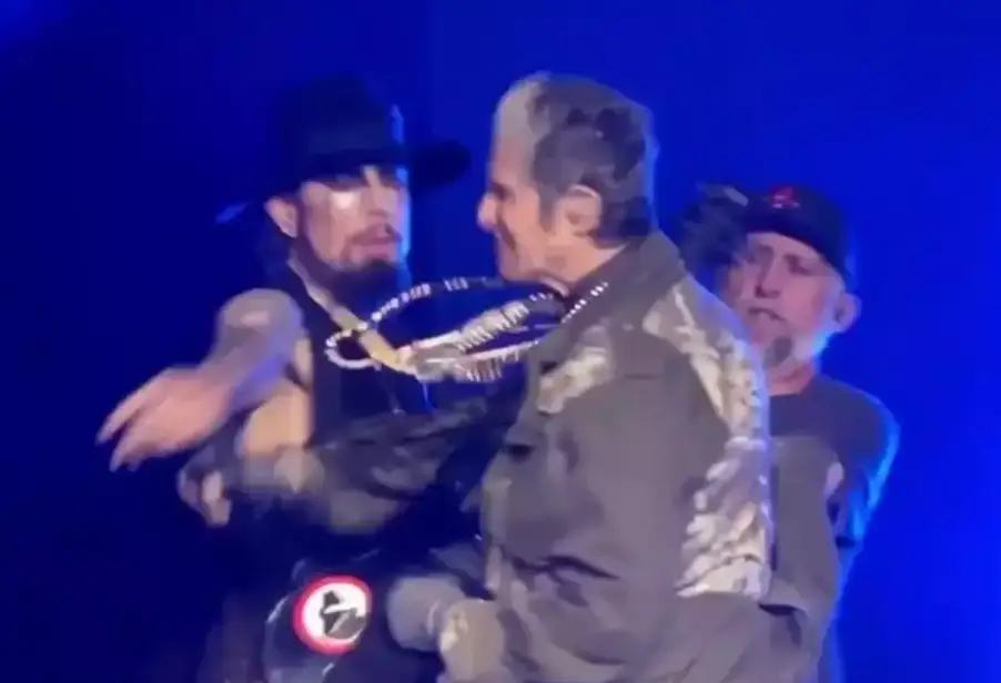 The band are seeking $10 million in damages against the former frontman (Youtube/WatchThisOne)