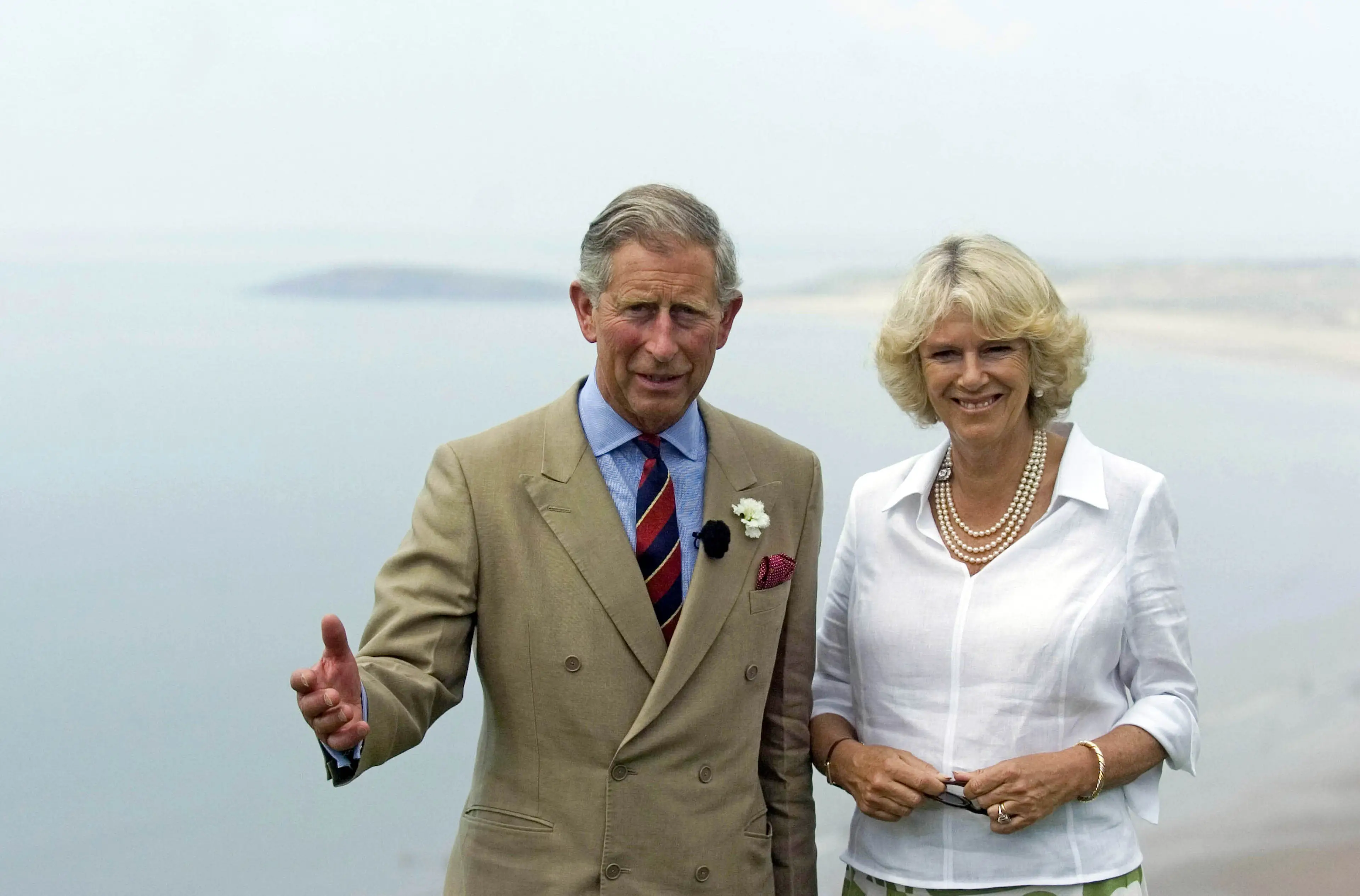 Simon claims the new monarch is his father.