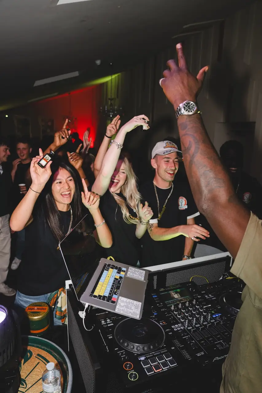 MiXR x Jägermeister