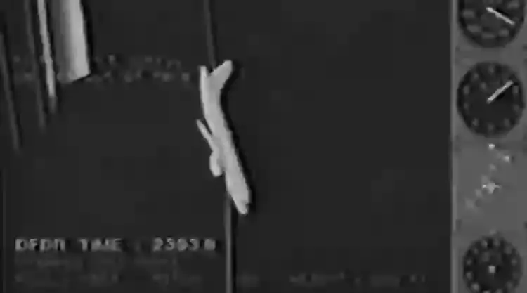 One of the children knocked the flight off autopilot, and all on board died in the resulting crash (YouTube/MorfoAtari)