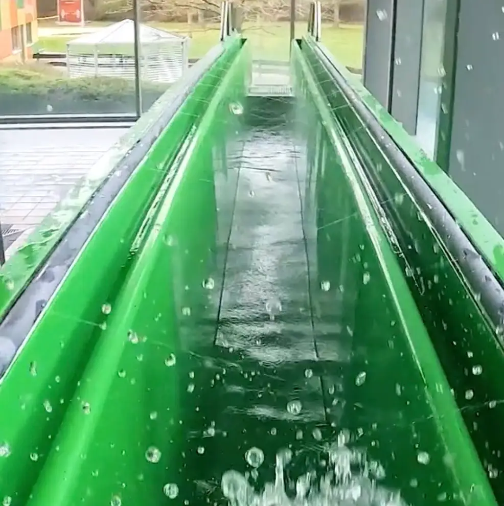 Fancy a go? (TikTok/thewatertube)