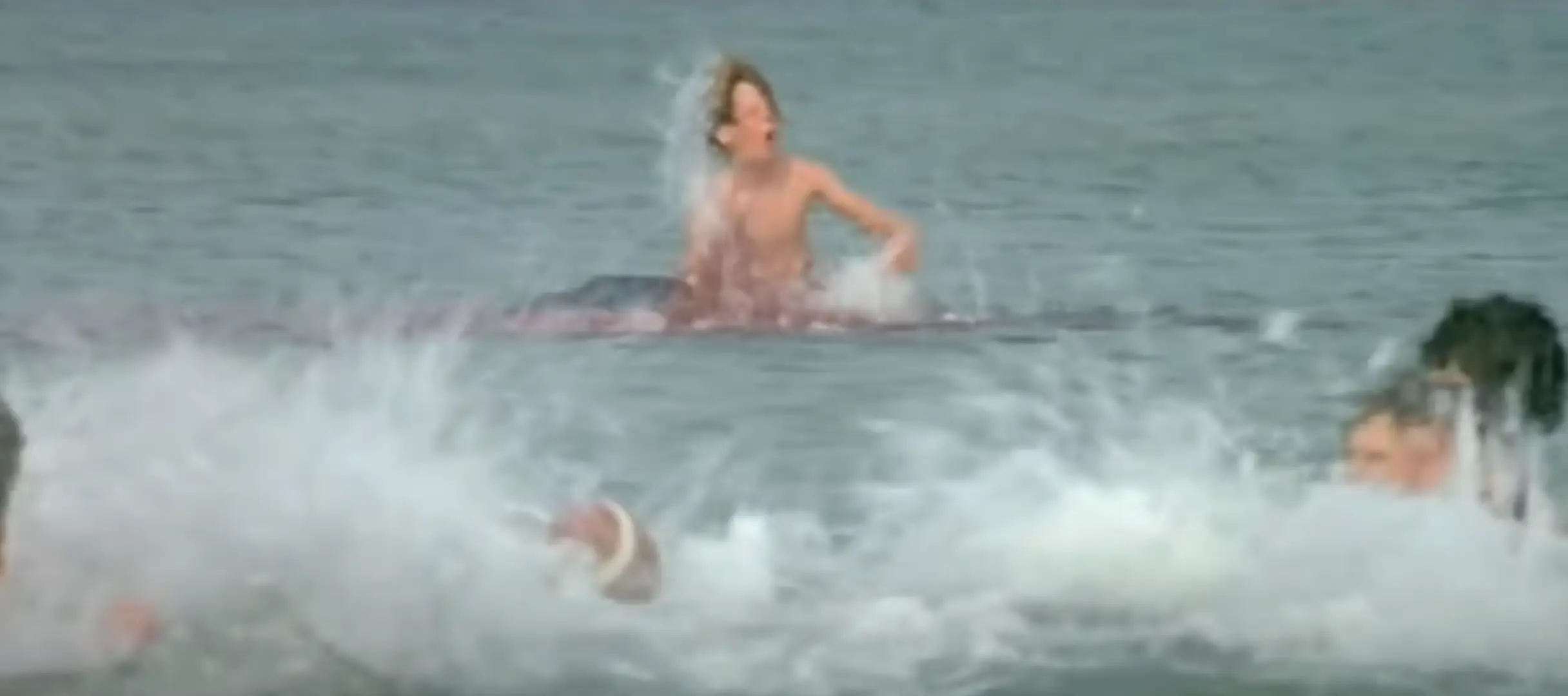 The moment Alex Kintner met his end (Universal Studios/YouTube)