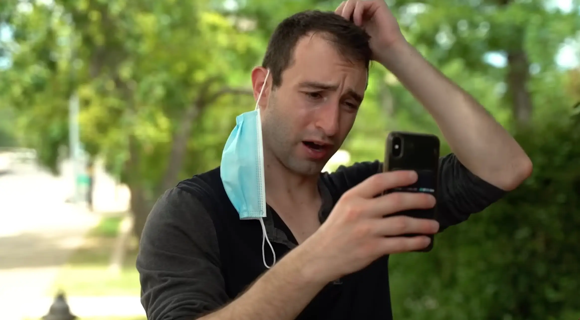 He went homeless and drained his bank account before trying to build a business. (YouTube/@themikeblack)