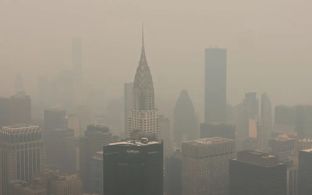 A thick haze has covered New York City (Gary Hershorn/Getty Images)