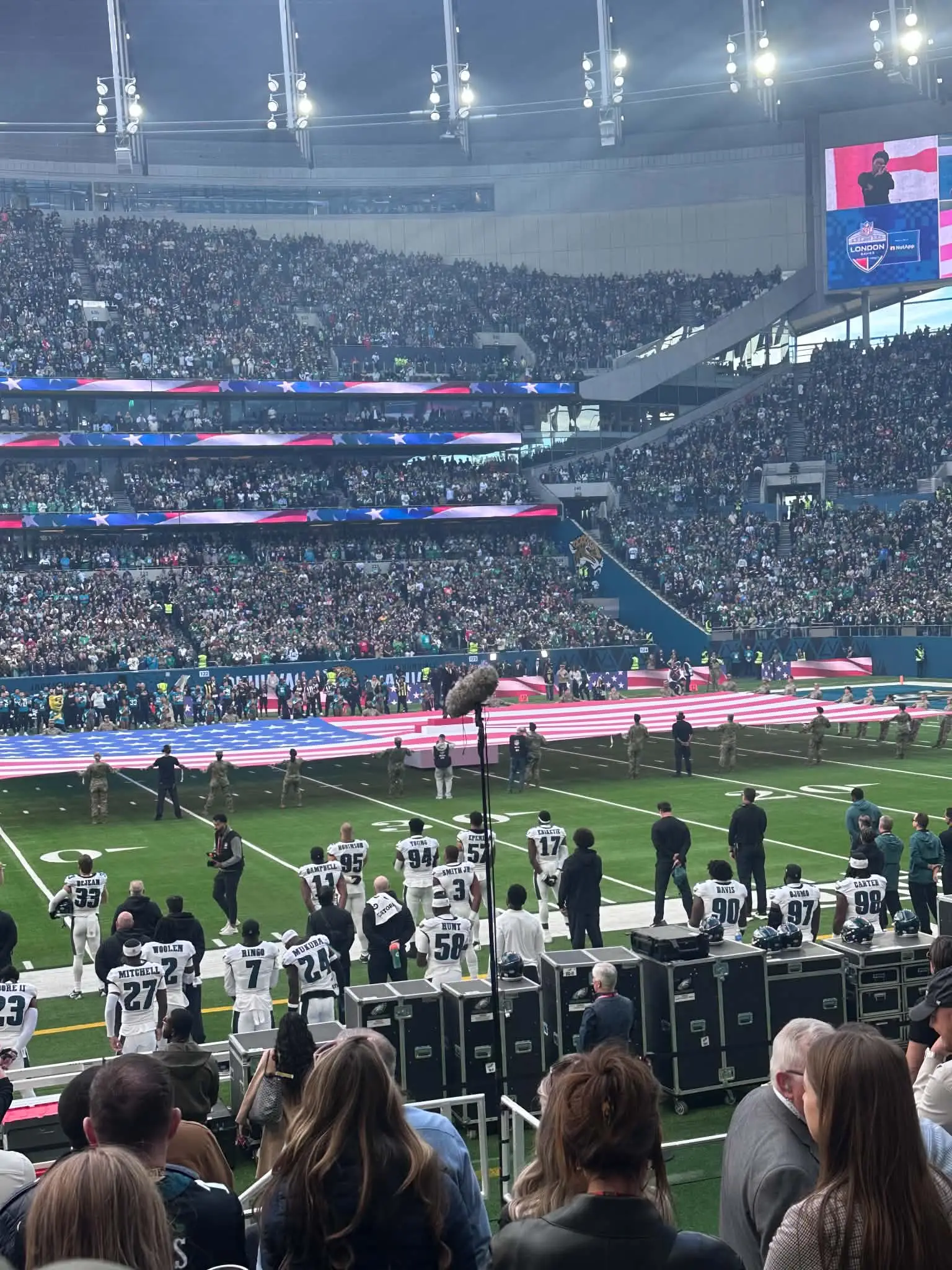 National anthems deliver a spectacle before the game (LADbible)