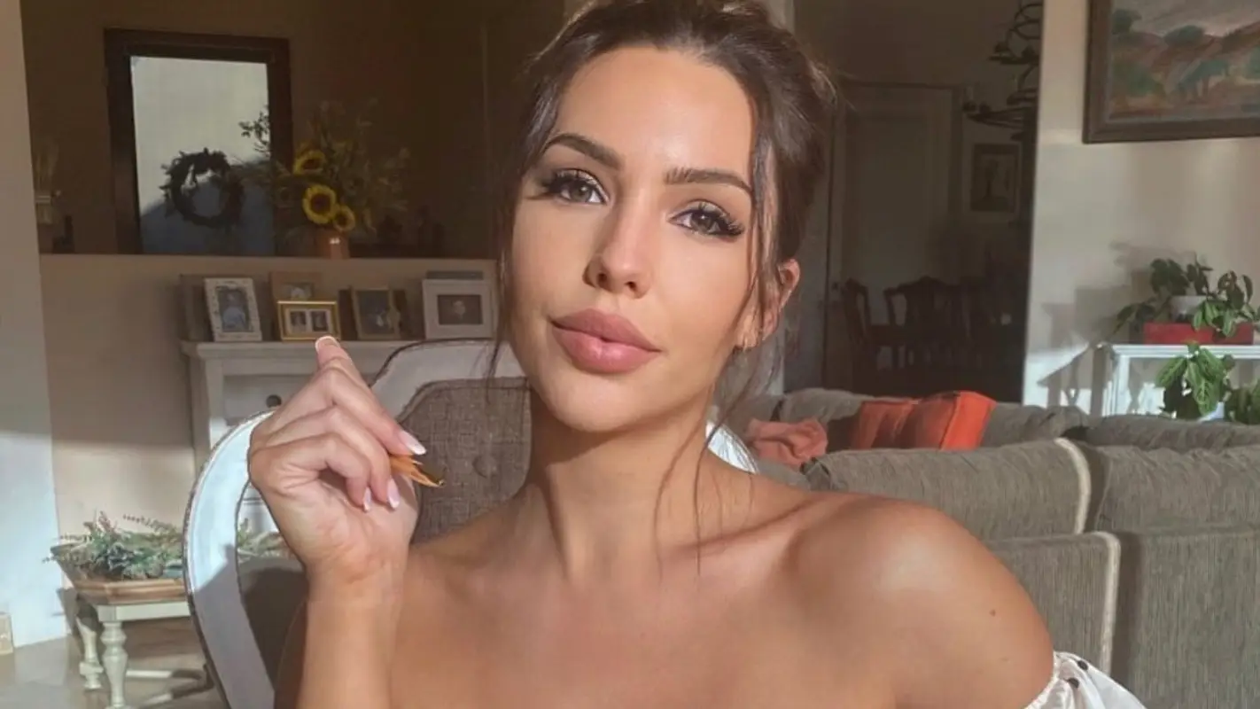 Instagram/@paigeuncaged