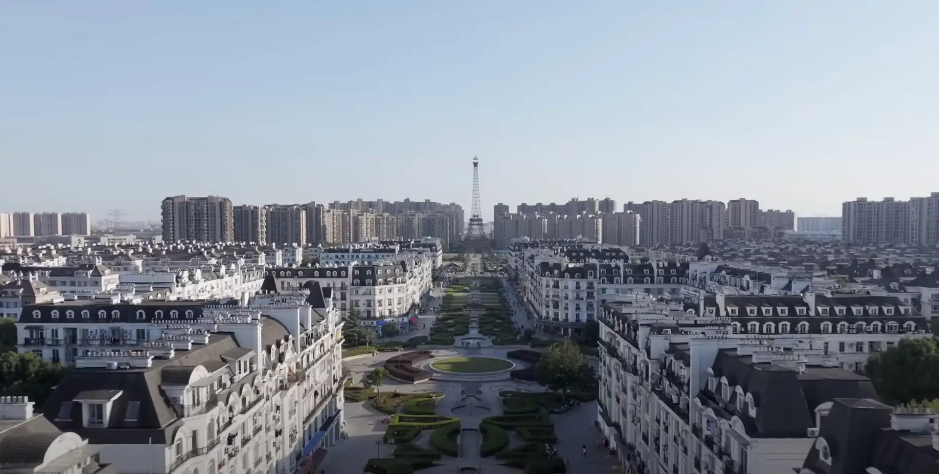 No, that's not Paris (YouTube/Yes Theory)