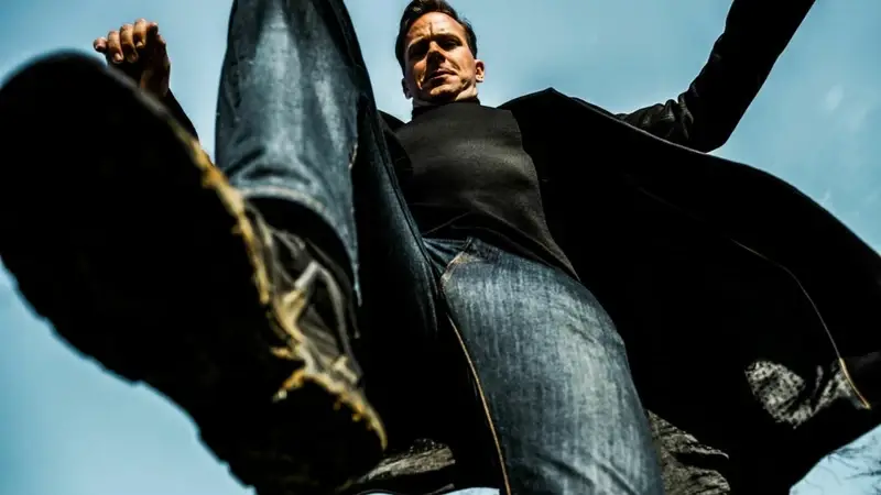 Hammer starred in a film for the first time in five years (Quiver)
