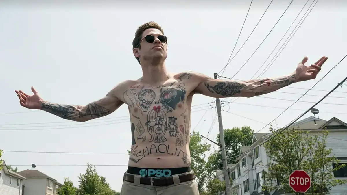 Davidson used to be covered in tattoos (Universal Pictures)