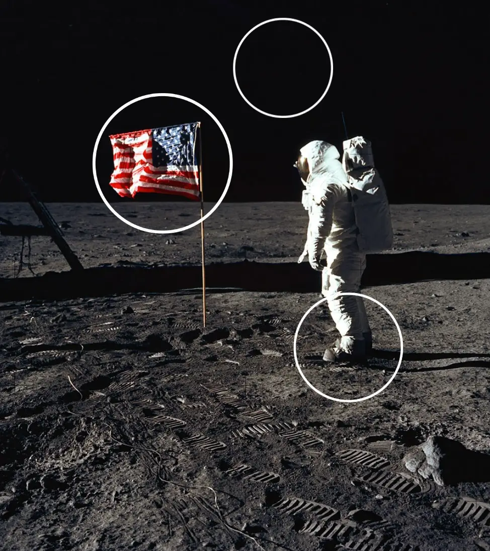 The photo in full (Heritage Space/Heritage Images via Getty Images)