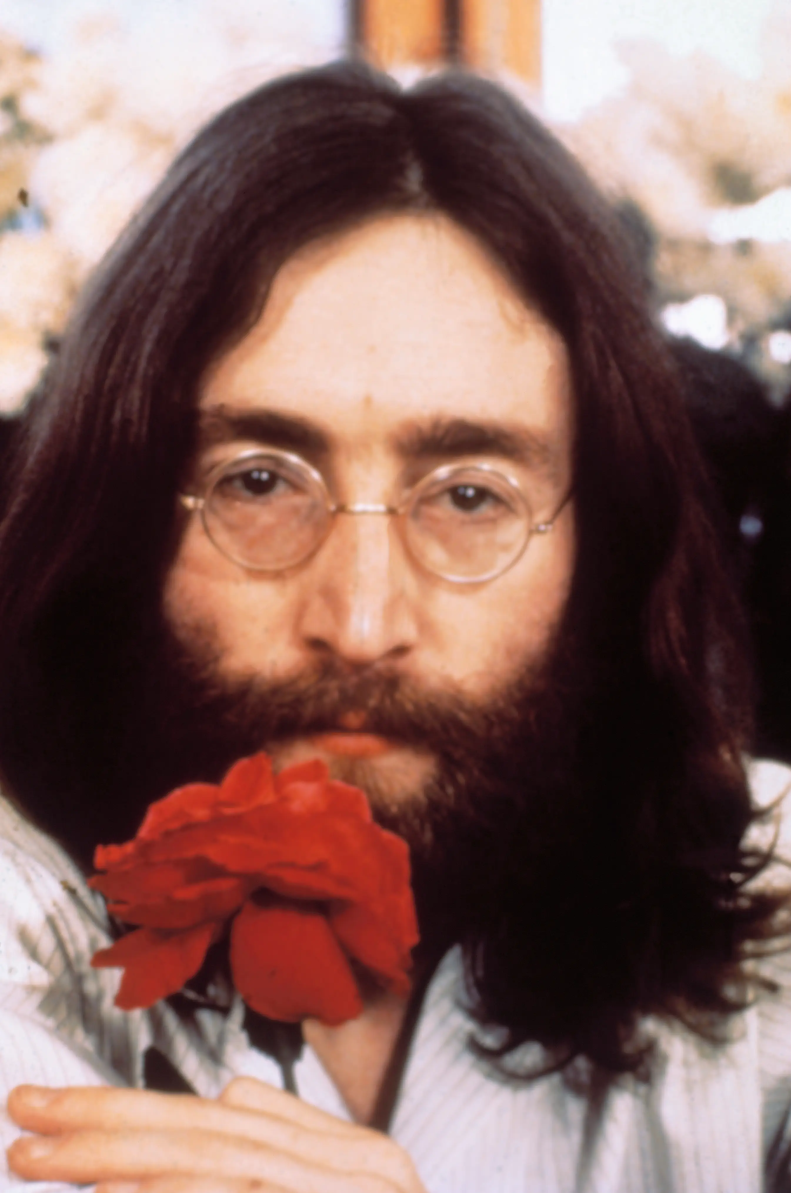 Lennon was shot in the back when leaving his apartment building (Bettmann via Getty Images)