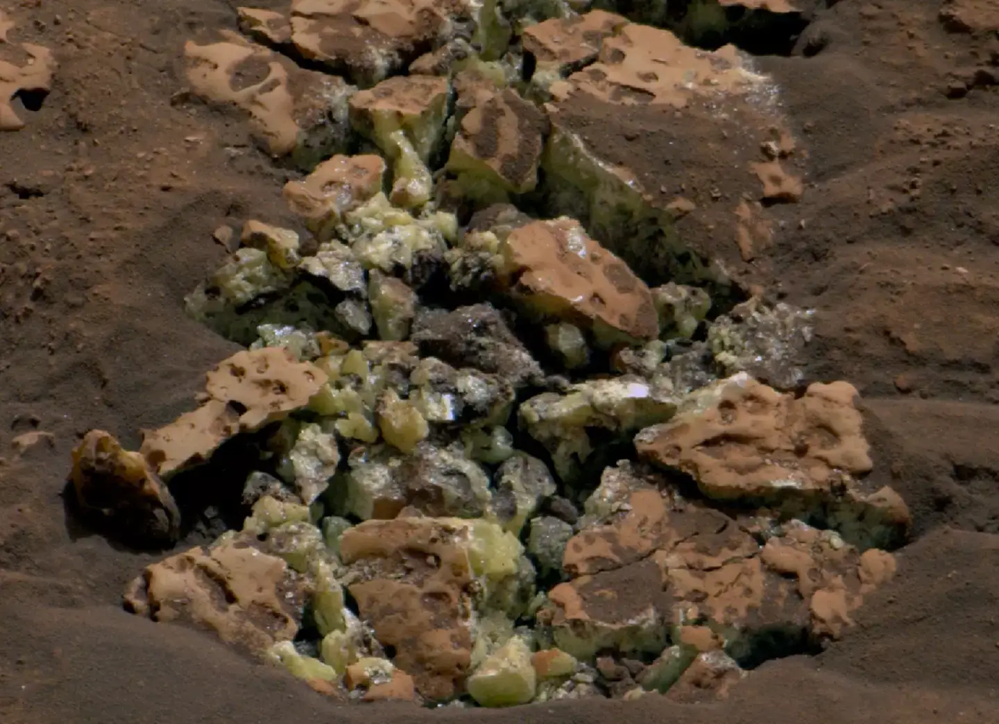 Here is what the rover found. (NASA/JPL-Caltech/MSSS)