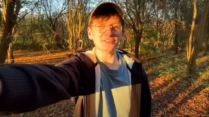 Man walked 250,000 steps in a week to see what it would do to his body