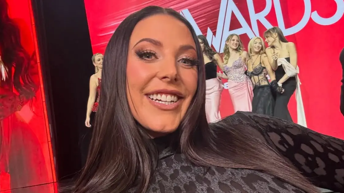 Instagram/@theangelawhite