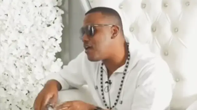 Insta / theshaderoom