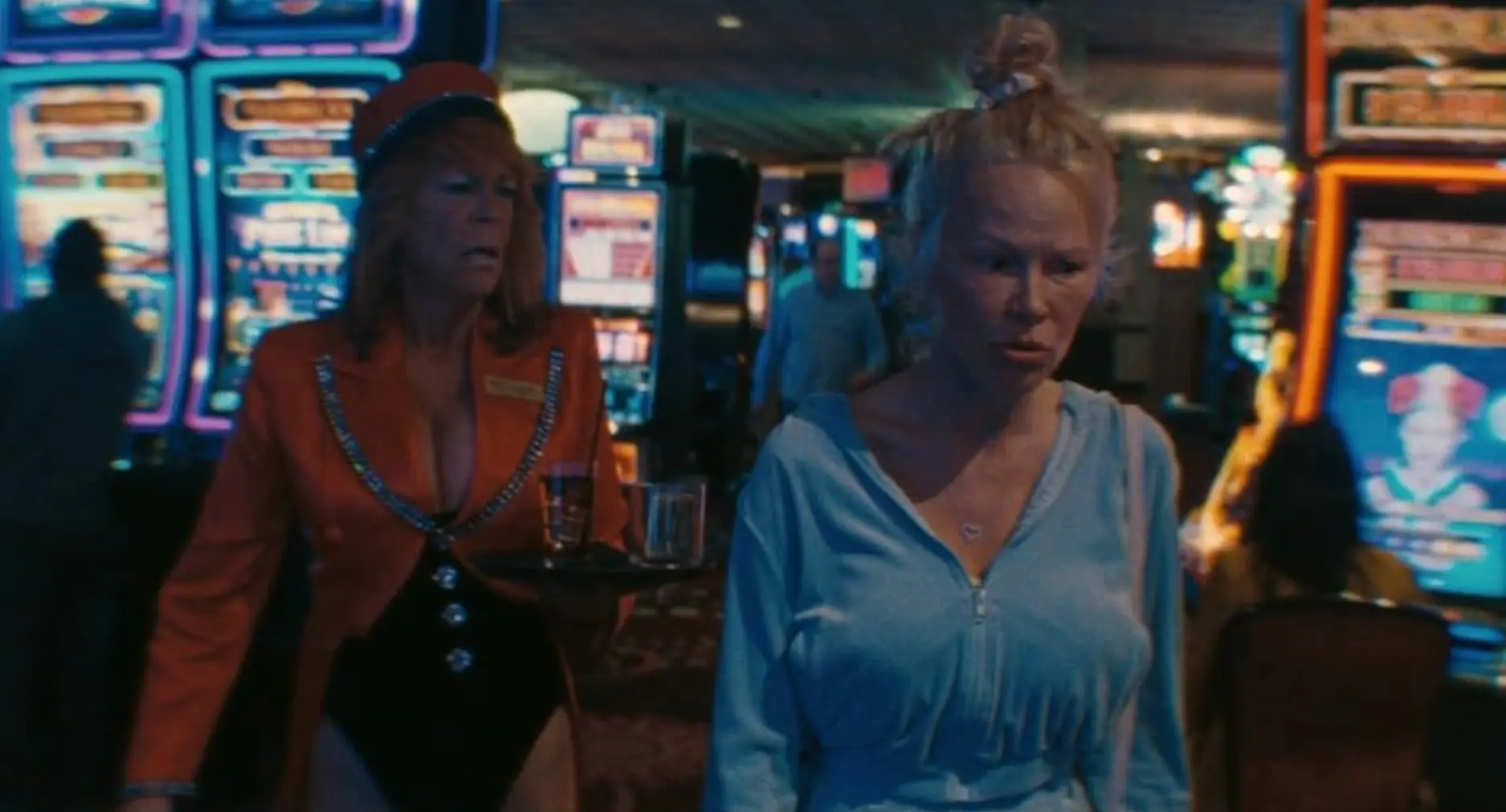 Jamie Lee Curtis, who starred alongside Anderson in The Last Showgirl, told people to 'leave them alone' (Roadside Attractions)